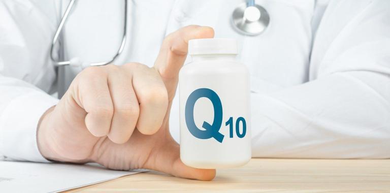 Q10